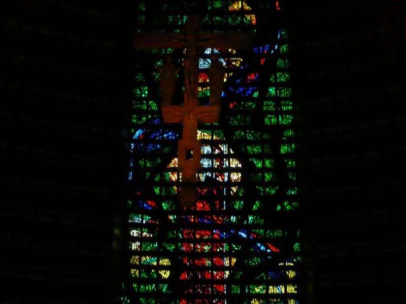 カテドラル・メトロポリターナにある煌びやかなステンドグラス（2008年7月12日(土) 院長撮影）