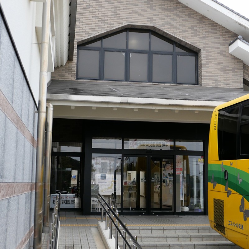 図08